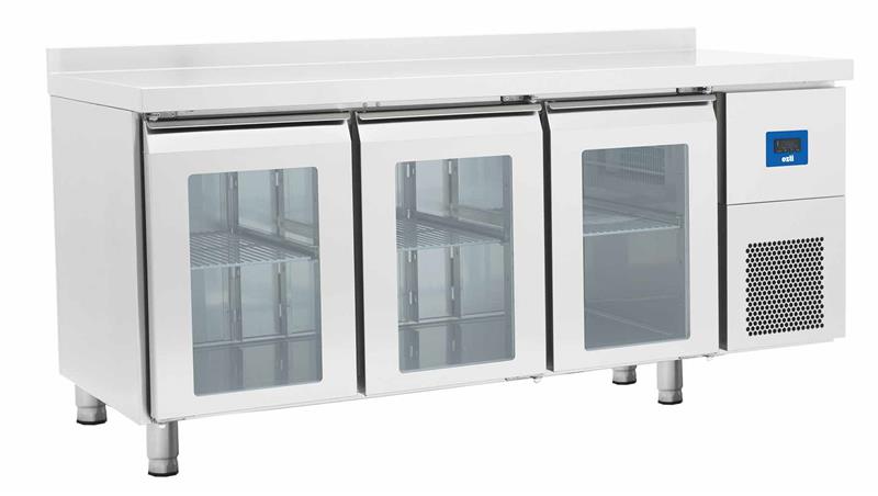 Холодильник с 3 стеклянными дверцами и полками (горизонтальный)