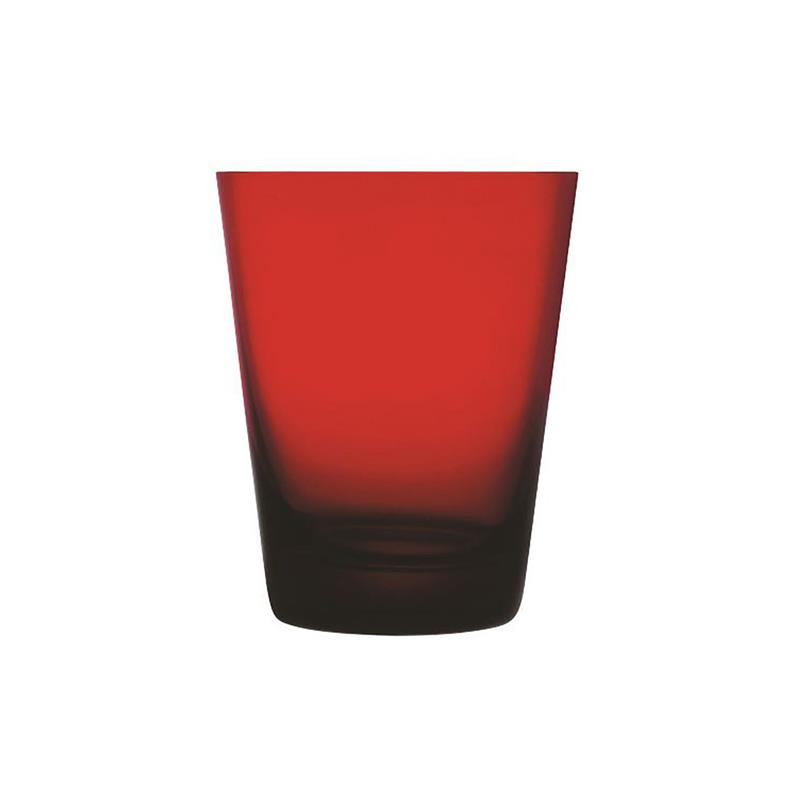 زجاج الماء الأحمر